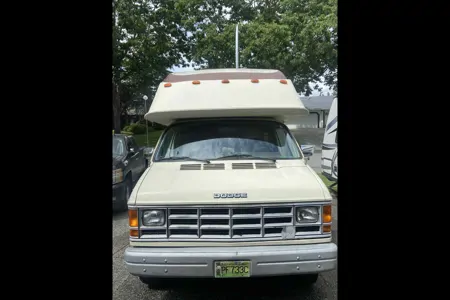 Meredith's Dodge Ram B350 Class C Camper Van