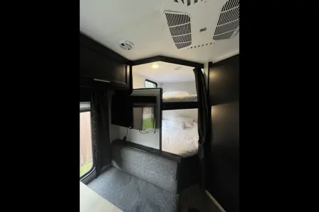 Forest River Gray Wolf 22MKSE Travel Trailer