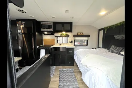 Forest River Gray Wolf 22MKSE Travel Trailer