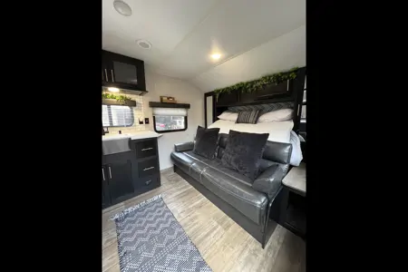 Forest River Gray Wolf 22MKSE Travel Trailer