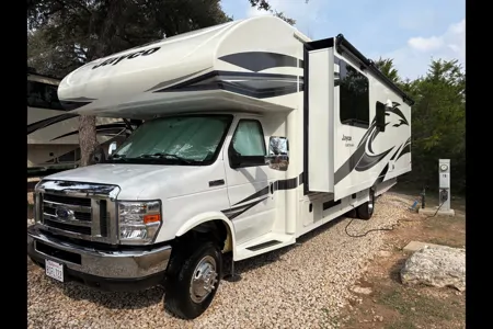 Family fun! Jayco Greyhawk 30x Class C 32 foot