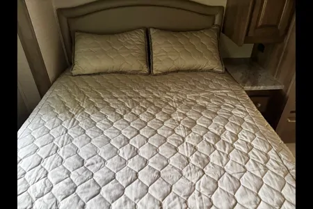 Family fun! Jayco Greyhawk 30x Class C 32 foot