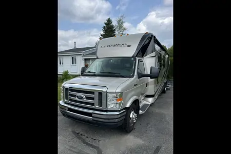 Fleetwood Lexington  Classe C