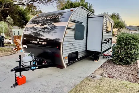 Weekend warriorz Wildwood Aurora Travel Trailer