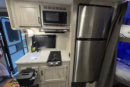 Weekend warriorz Wildwood Aurora Travel Trailer