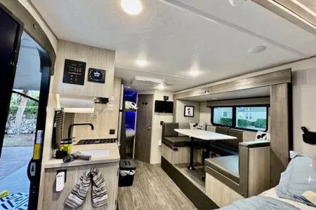 Weekend warriorz Wildwood Aurora Travel Trailer