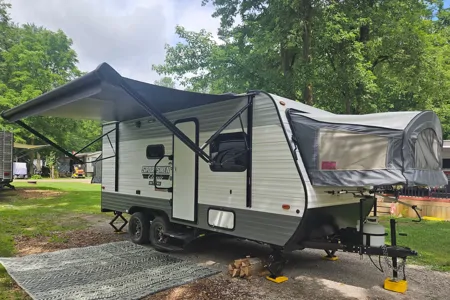 2022 Coachmen Hybrid