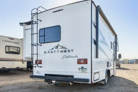 2024 Forest River Entrada 2200S: Family-Friendly Adventure RV
