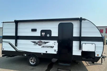 Hannah's Forest River Shasta BH18 Travel Trailer