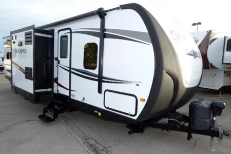 Large Family Trailer with Bunk Room