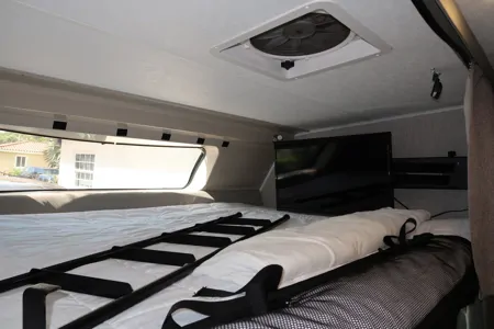 "YHOW" MEET LEPRECHAUN OUR LUX CLASS C