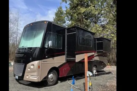 Amy's Winnebago Vista Lx Class A