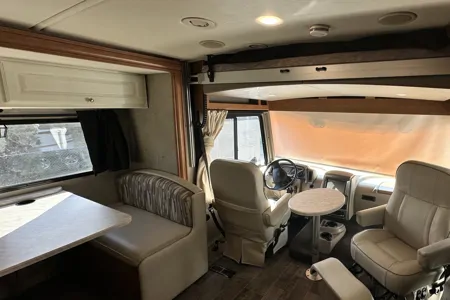 Amy's Winnebago Vista Lx Class A