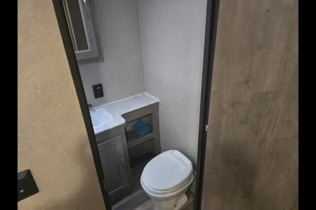 Laver's Palomino PUMA XLE LITE Travel Trailer