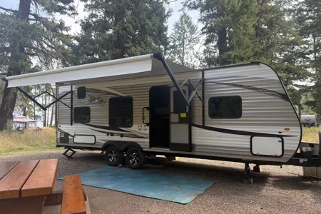 Jason's Jayco 28ft Rocky Mountain Travel Trailer