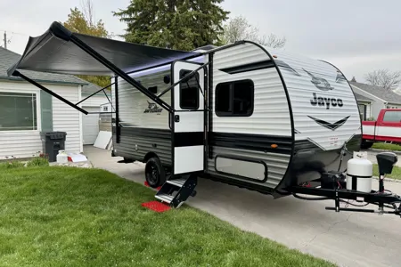 Jayco Jay Flight SLX Travel Trailer
