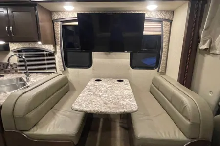 Gilbert's Thor Motor Coach Chateau Class C