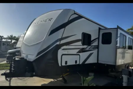 Roxanne's Keystone Premier Travel Trailer