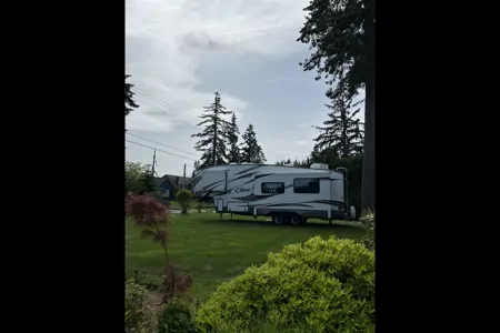 Steven's Keystone 279RKSWE Fifth Wheel