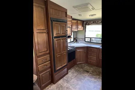 Steven's Keystone 279RKSWE Fifth Wheel