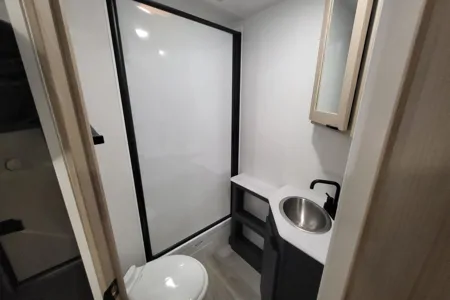 Brand New 2023 Winnebago Minnie 2801BHS - Your Ultimate Road Trip Companion!