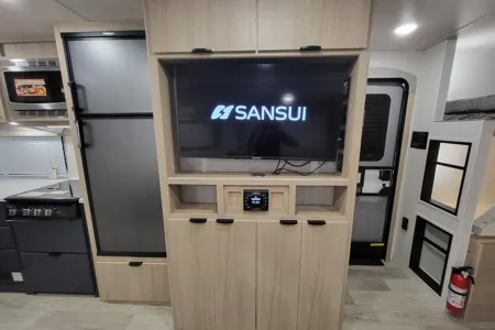 Brand New 2023 Winnebago Minnie 2801BHS - Your Ultimate Road Trip Companion!