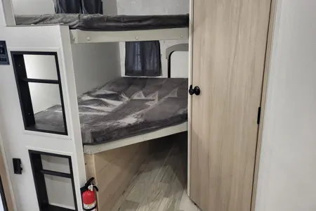 Brand New 2023 Winnebago Minnie 2801BHS - Your Ultimate Road Trip Companion!