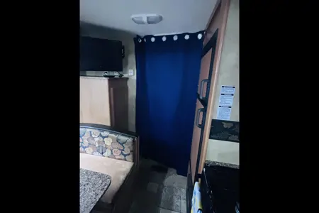 Keystone 19FLB Travel Trailer