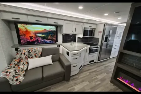 Entegra Coach Vision XL Class A