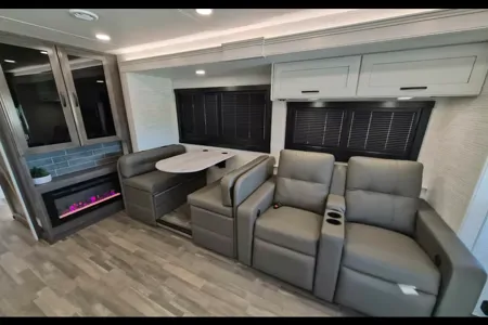 Entegra Coach Vision XL Class A