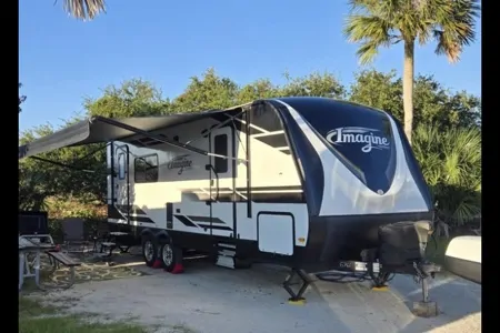 The Imagine Retreat - Grand Design Imagine 2750RK Travel Trailer