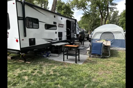Keshia's Coleman 2515 RL ultra lite Travel Trailer
