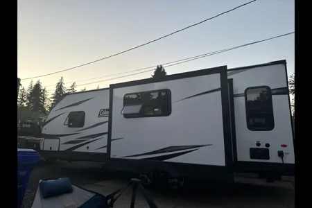 Keshia's Coleman 2515 RL ultra lite Travel Trailer