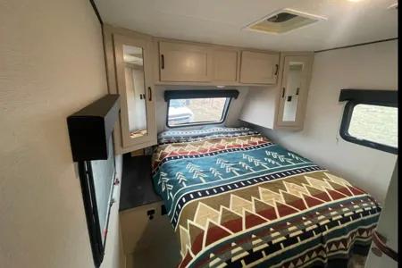 Heart Away From Home Modern Trailer