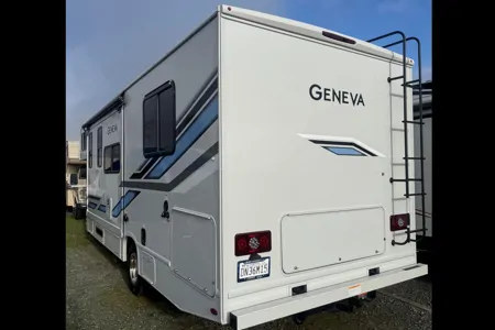 ZWS Luxury 2026 Thor Motor Coach Geneva Class C