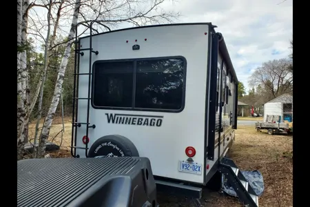 Jerry's Winnago micro minnie fifth wheel 2405 RL Fifth Wheel