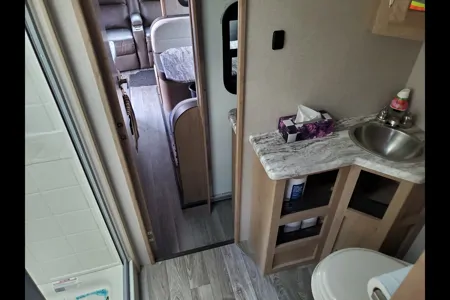 Jerry's Winnago micro minnie fifth wheel 2405 RL Fifth Wheel