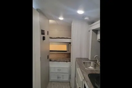 Marci's GEOPRO 16BH Travel Trailer