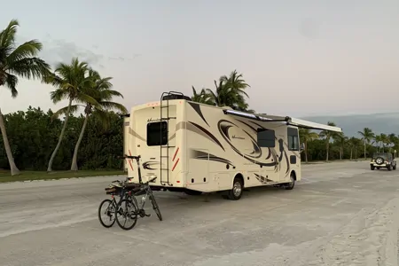 Luxury RV Camping - Thor Hurricane Class A