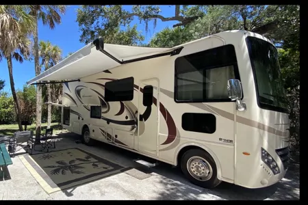 Luxury RV Camping - Thor Hurricane Class A