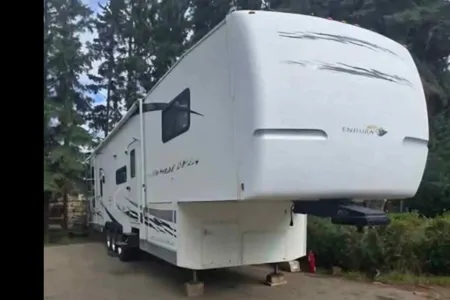 Longhorn Customs 2007 Gulf Stream Enduramax Fifth Wheel Toy Hauler your home away from home