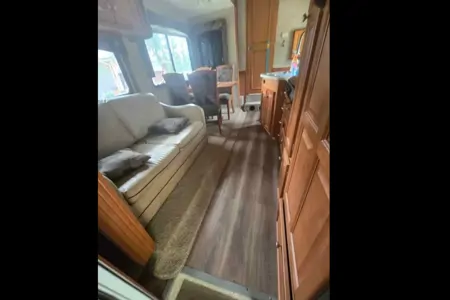 Longhorn Customs 2007 Gulf Stream Enduramax Fifth Wheel Toy Hauler your home away from home