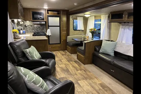RV Glamping in Relaxing Avila Beach And Surrounding Areas!