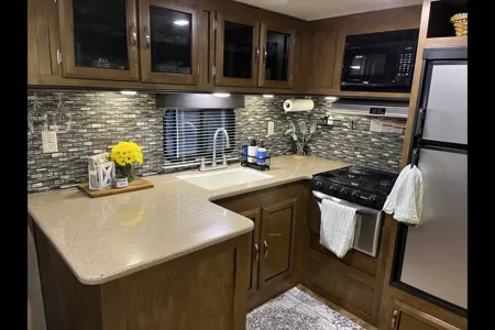 RV Glamping in Relaxing Avila Beach And Surrounding Areas!