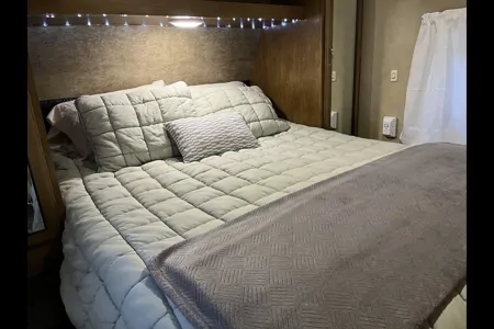 RV Glamping in Relaxing Avila Beach And Surrounding Areas!