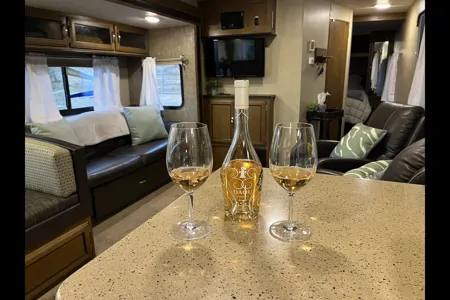 RV Glamping in Relaxing Avila Beach And Surrounding Areas!
