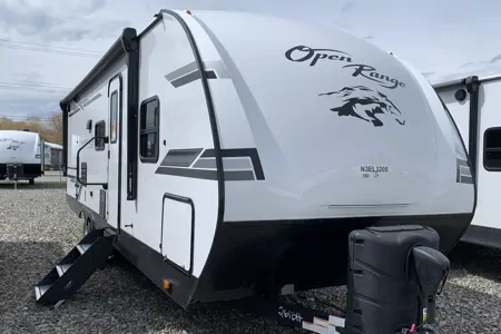 Richard's Highland Ridge RV 261BH Travel Trailer