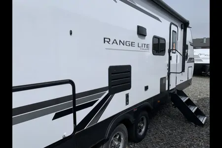 Richard's Highland Ridge RV 261BH Travel Trailer