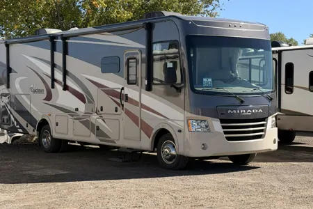 The Waddell's Coachmen Mirada Class A