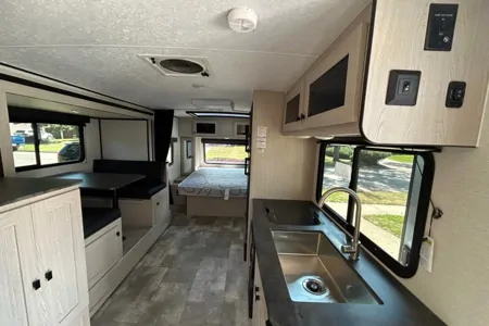 Coachmen Apex Nano 201RBS Travel Trailer